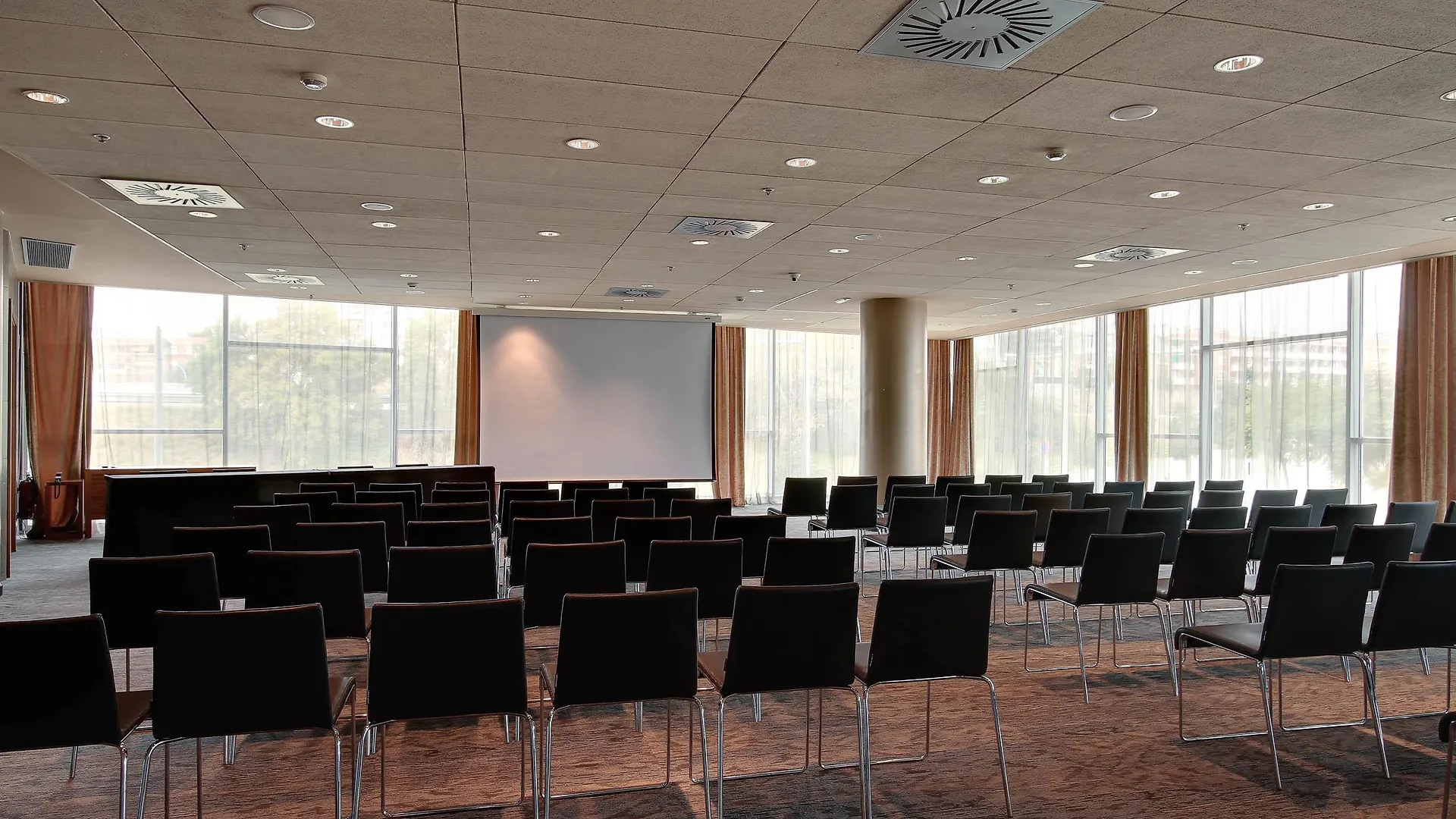 Hotel Badalona Tower